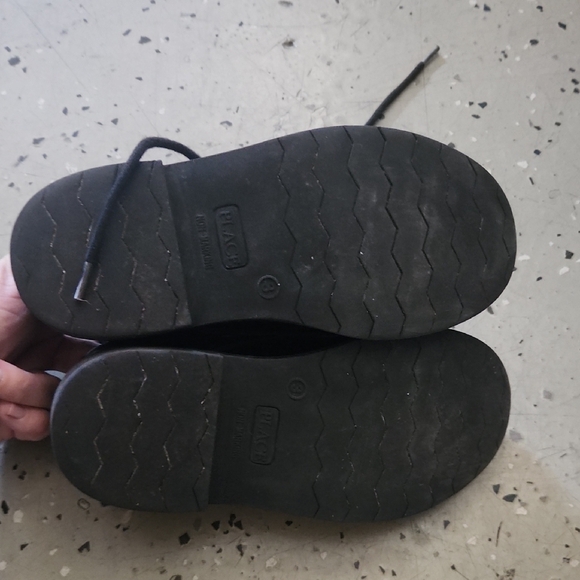 Classic Black Men's Dress Shoes - Picture 4 of 5